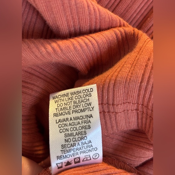 Large Heart & Hips Ribbed V Neck Bodycon Oat Coral Peach Long Sleeve - Picture 9 of 9